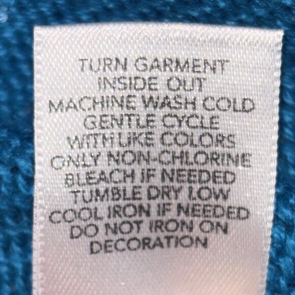 NEW Christopher & Banks Womens Sweater Vest Small Turquoise Winter Snowflakes 3D - Picture 9 of 9